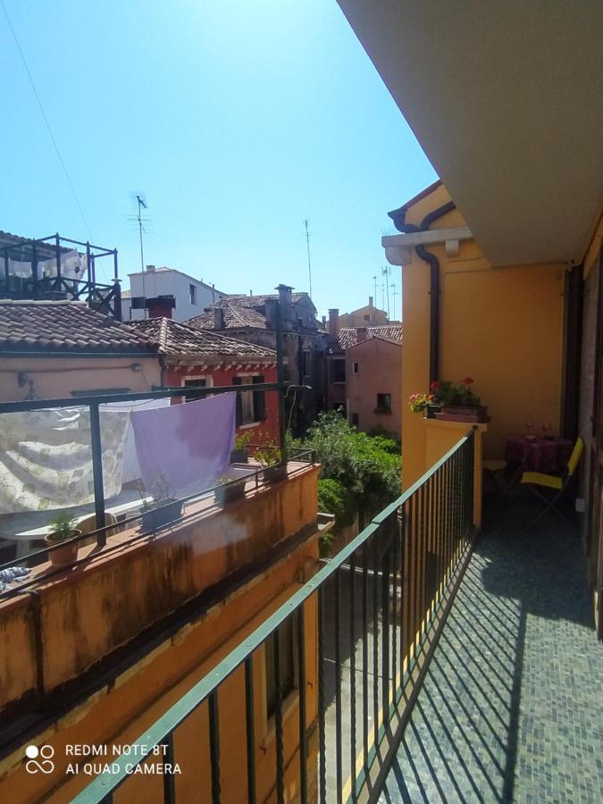 Casa Gialla Венеция Екстериор снимка